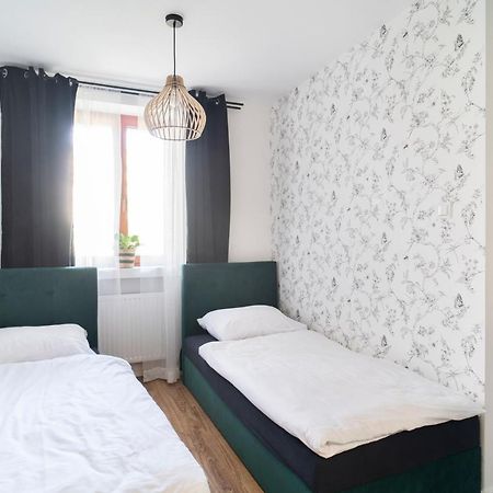 Katedralna Apart'S Legnica Extérieur photo