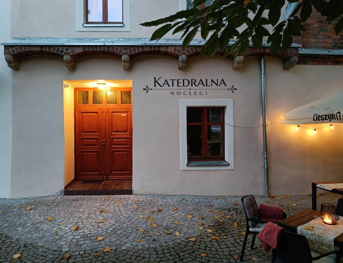Katedralna Apart'S Legnica Extérieur photo